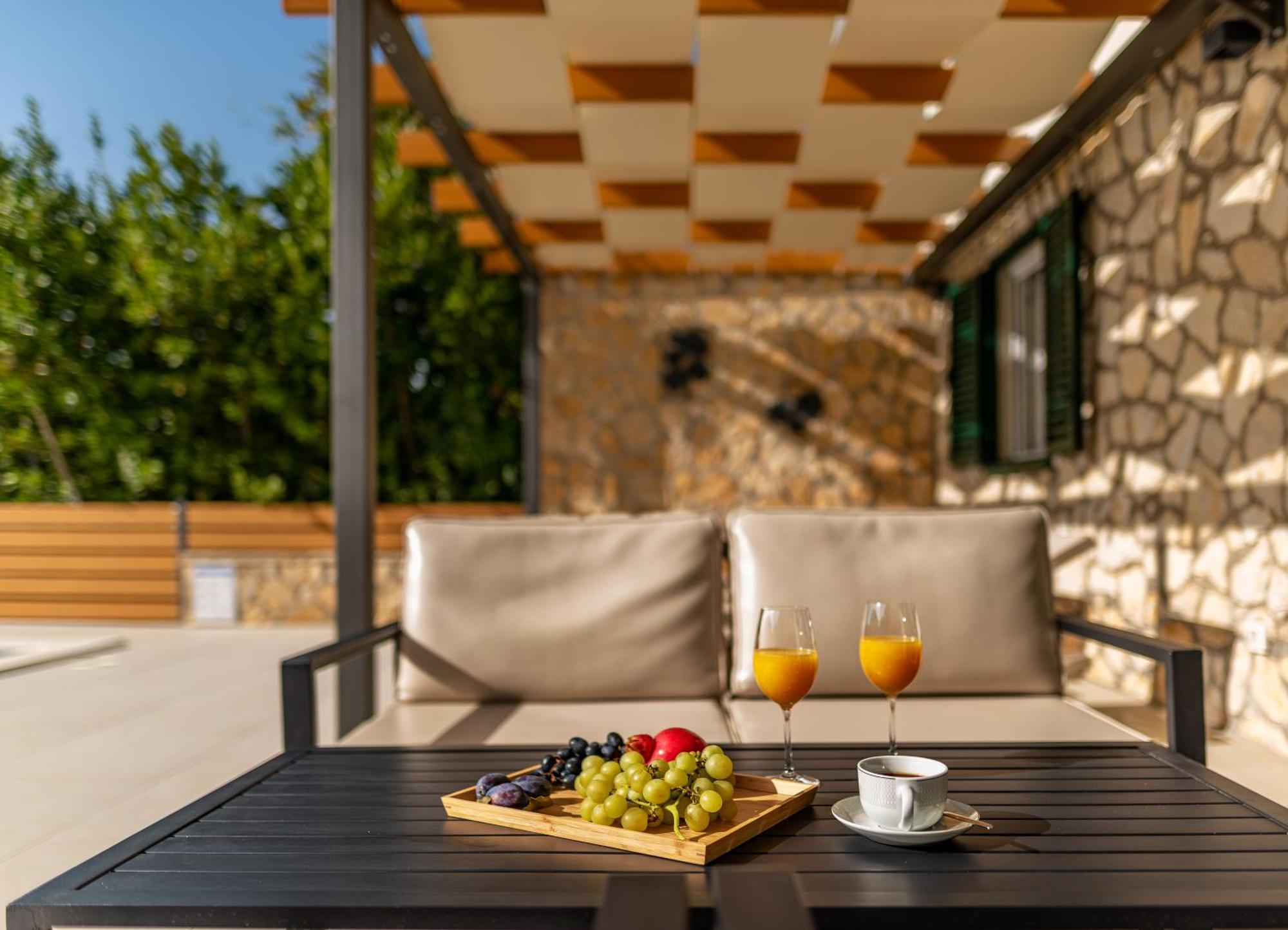 Dalmor Holiday House Rovanjska Exterior photo